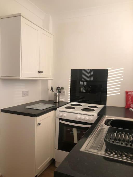 29 Comfort House 2 Bedroom Townhouse With Parking スカンソープ エクステリア 写真