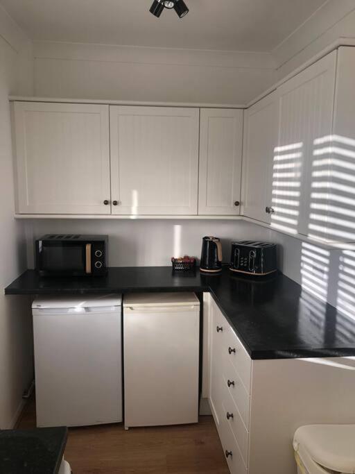 29 Comfort House 2 Bedroom Townhouse With Parking スカンソープ エクステリア 写真
