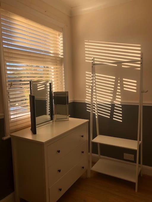 29 Comfort House 2 Bedroom Townhouse With Parking スカンソープ エクステリア 写真